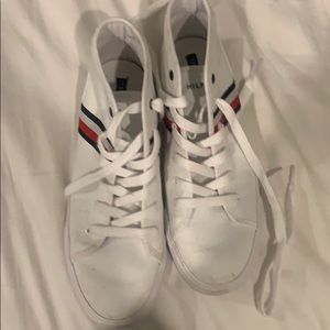 Timmy hilfiger woman’s size 8.5 shoes